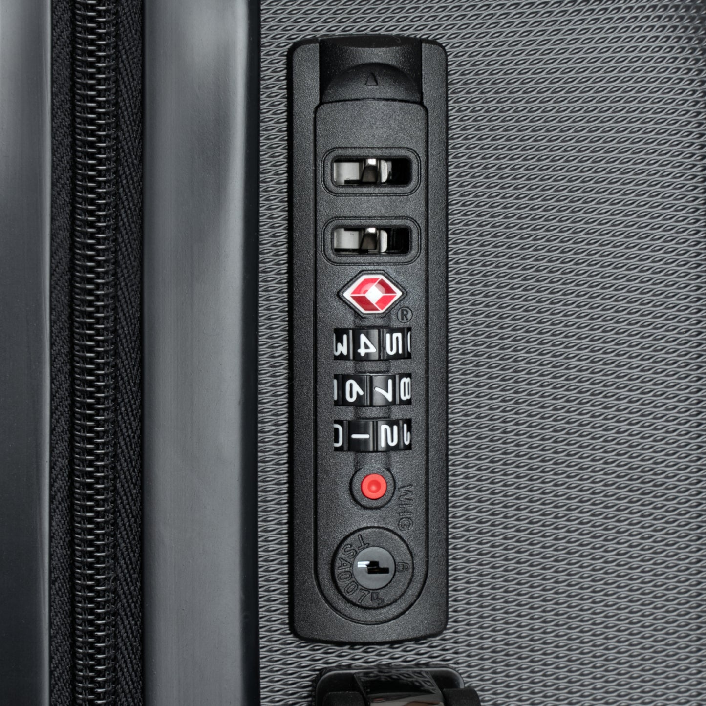 AURUM ATELIER Stylish Travel Suitcase